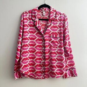 NWOT Victoria’s Secret Angel Lips Pijama Set